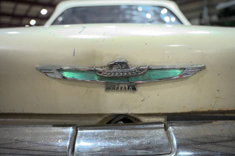 1963 Ford Thunderbird