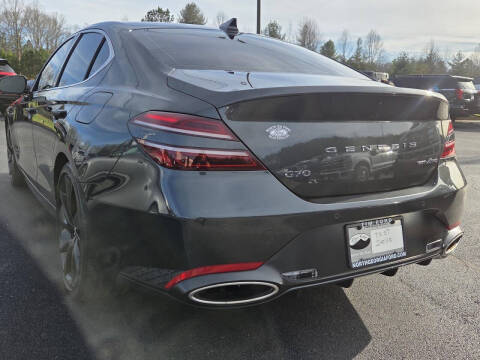 2023 Genesis G70