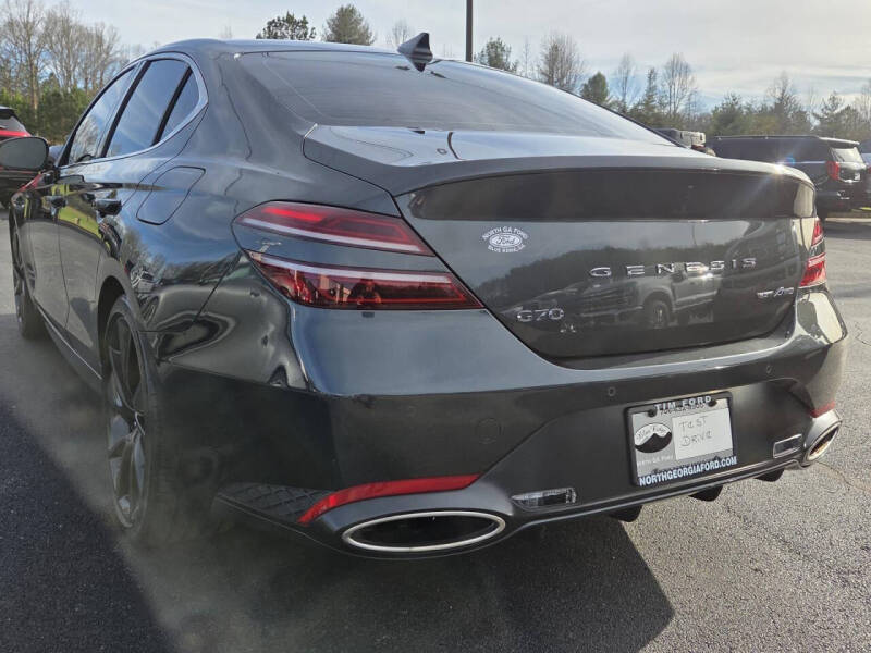 2023 Genesis G70