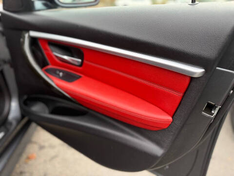 2016 BMW 3 Series 328i