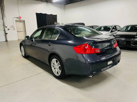 2011 Infiniti G25 Sedan x