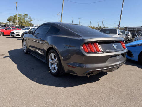 2015 Ford Mustang V6