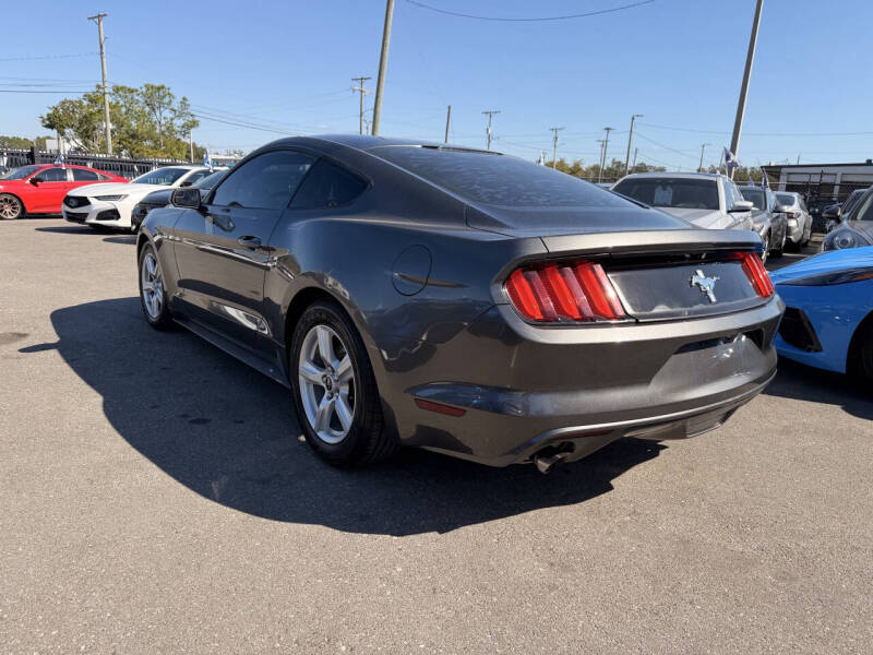 2015 Ford Mustang V6