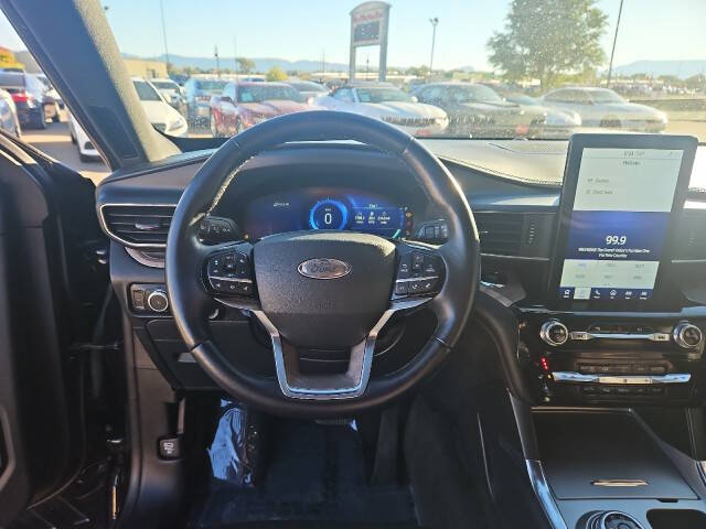 2022 Ford Explorer Platinum