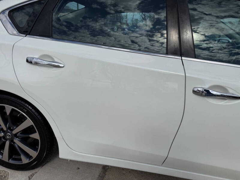 2017 Nissan Altima 2.5 SR