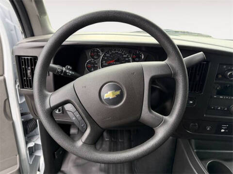2024 Chevrolet Express 2500