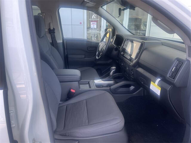 2025 Nissan Frontier S