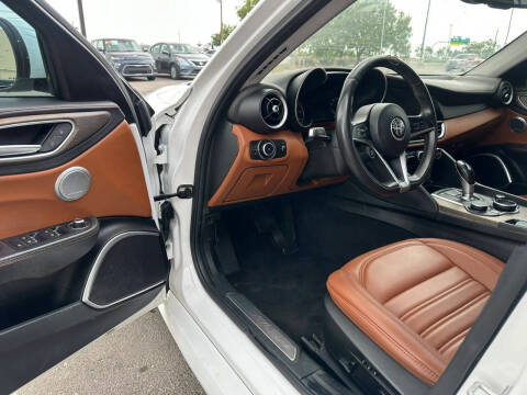 2017 Alfa Romeo Giulia Ti