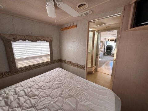 2001 Newmar Dutch Star