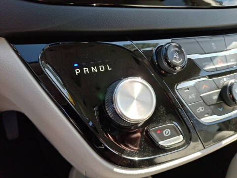 2017 Chrysler Pacifica Hybrid Touring Plus