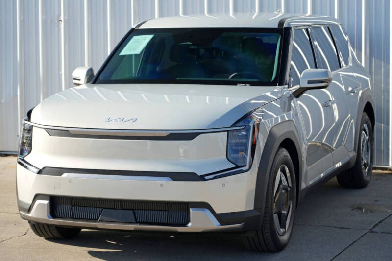 2024 Kia EV9 Light Long Range