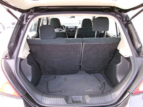 2012 Nissan Versa 1.8 S