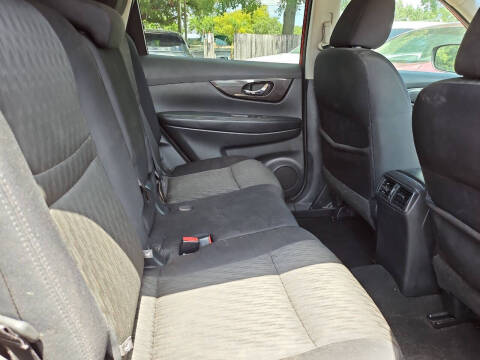 2017 Nissan Rogue SV