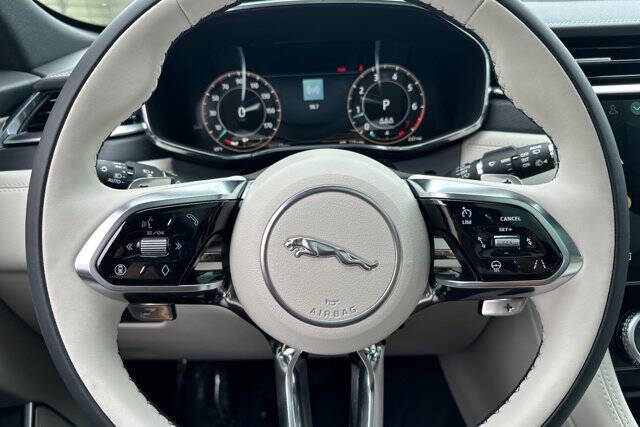 2026 Jaguar F-PACE P250 R-Dynamic S