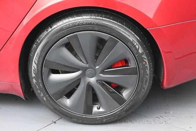 2023 Tesla Model S Plaid