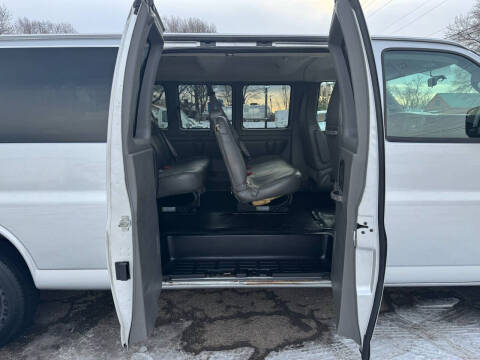 2020 Chevrolet Express LS 3500