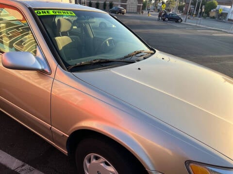 1999 Toyota Camry for sale at 626 Autos in Van Nuys CA