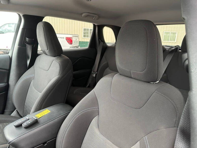 2019 Jeep Cherokee Latitude