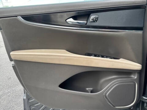 2022 Lincoln Nautilus Standard