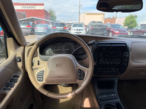 2000 Ford Explorer Eddie Bauer