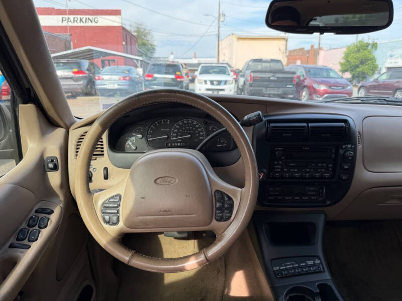 2000 Ford Explorer Eddie Bauer