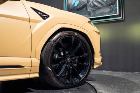 2020 Lamborghini Urus