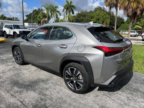2022 Lexus UX 200