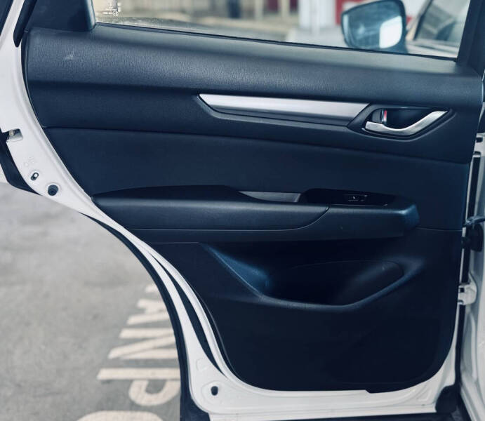 2020 Mazda CX-5 Sport