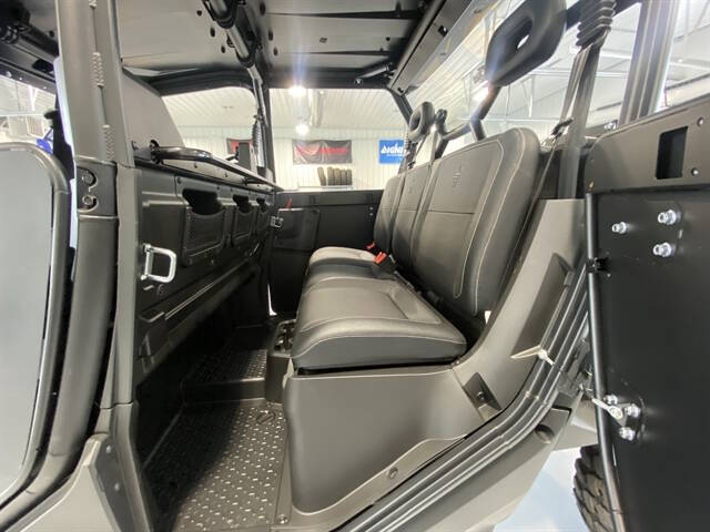 2025 Segway UT10 CREW