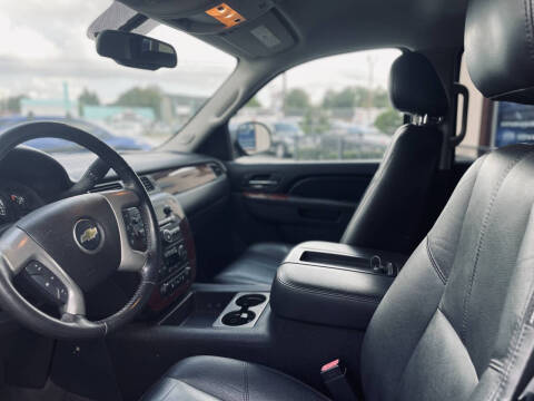 2013 Chevrolet Suburban LT