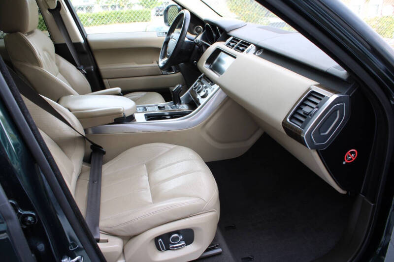 2017 Land Rover Range Rover Sport HSE