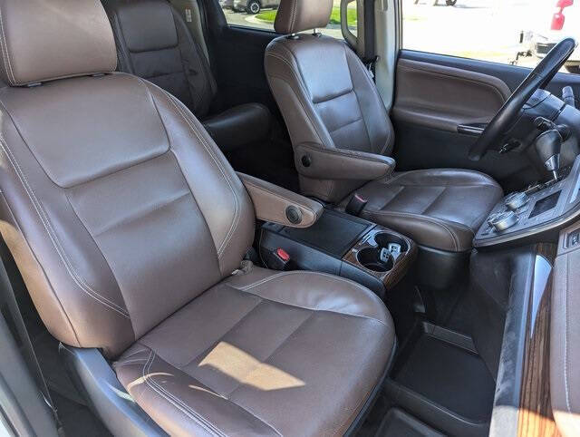 2017 Toyota Sienna for sale at Axio Auto Boise in Boise, ID