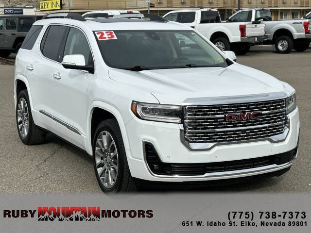 2023 GMC Acadia Denali
