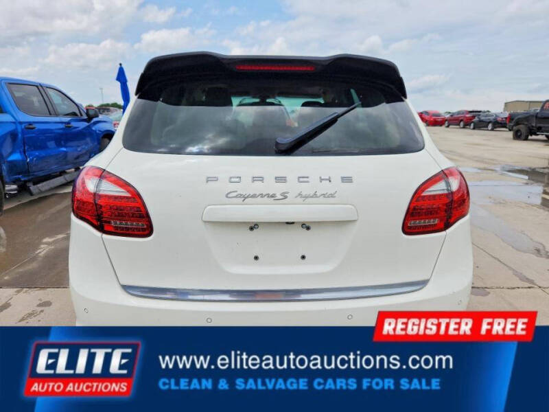 2012 Porsche Cayenne S Hybrid
