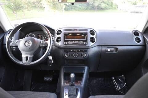 2014 Volkswagen Tiguan S 4Motion