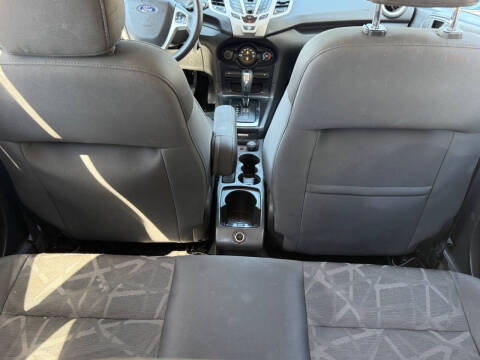 2012 Ford Fiesta SE
