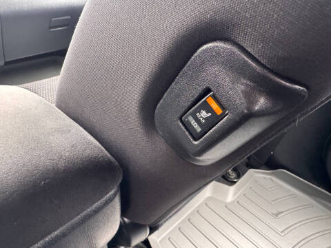 2015 Nissan LEAF S