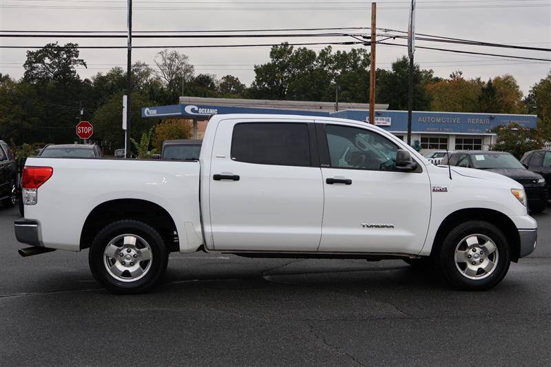 2011 Toyota Tundra Grade
