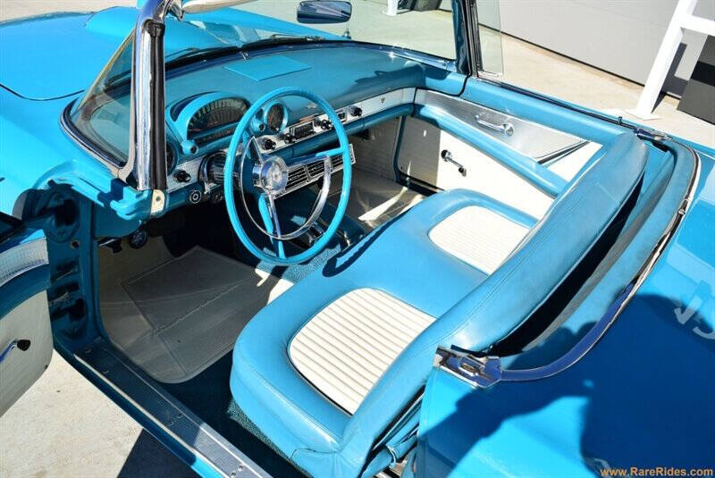 1956 Ford Thunderbird