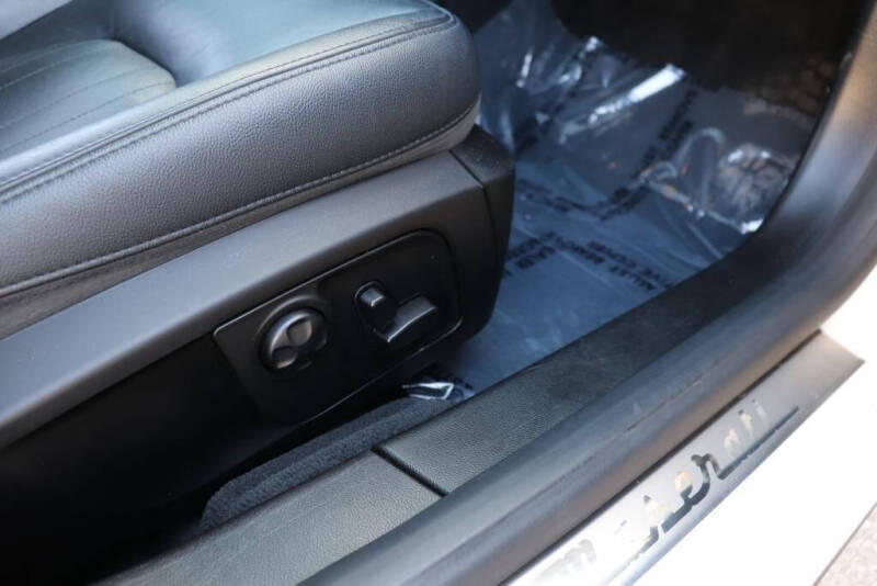 2016 Maserati Ghibli