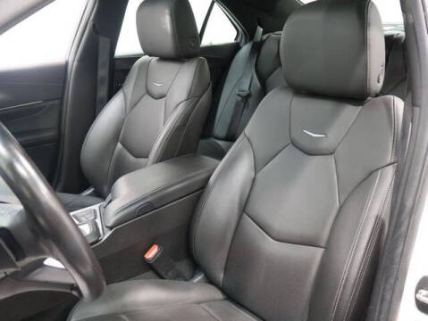 2023 Cadillac CT4 Premium Luxury