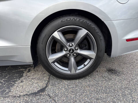 2015 Ford Mustang V6