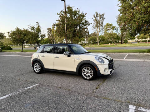 2015 MINI Hardtop 4 Door Cooper S