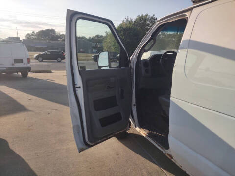 2011 Ford E-Series E-150