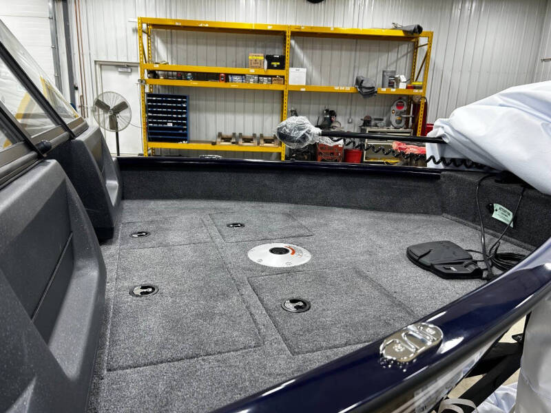 2025 Tracker PRO GUIDE 16 WT