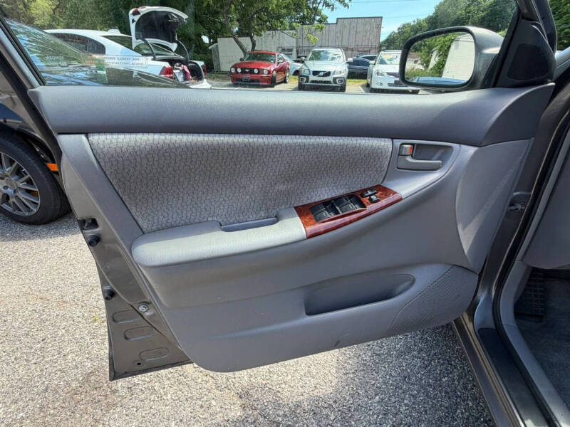 2004 Toyota Corolla