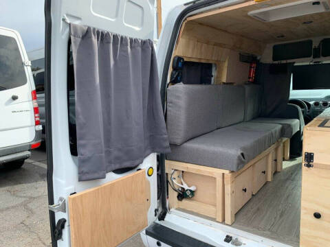2011 Ford Transit Connect XLT Premium