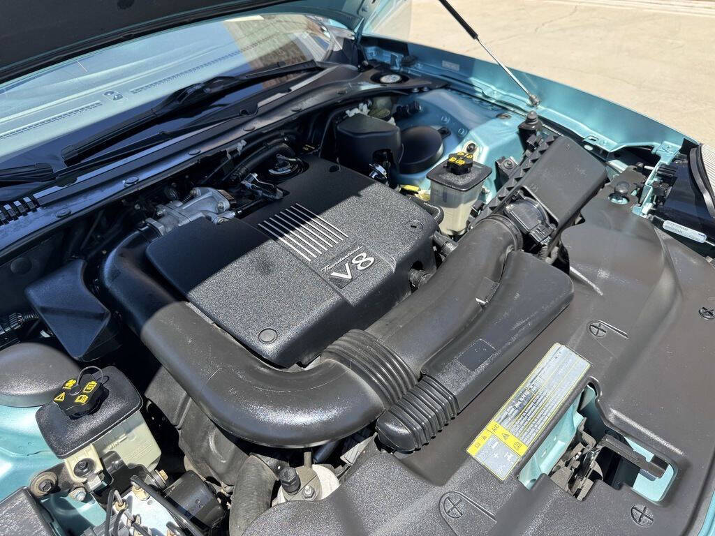 2002 Ford Thunderbird 24
