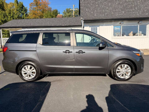 2017 Kia Sedona LX