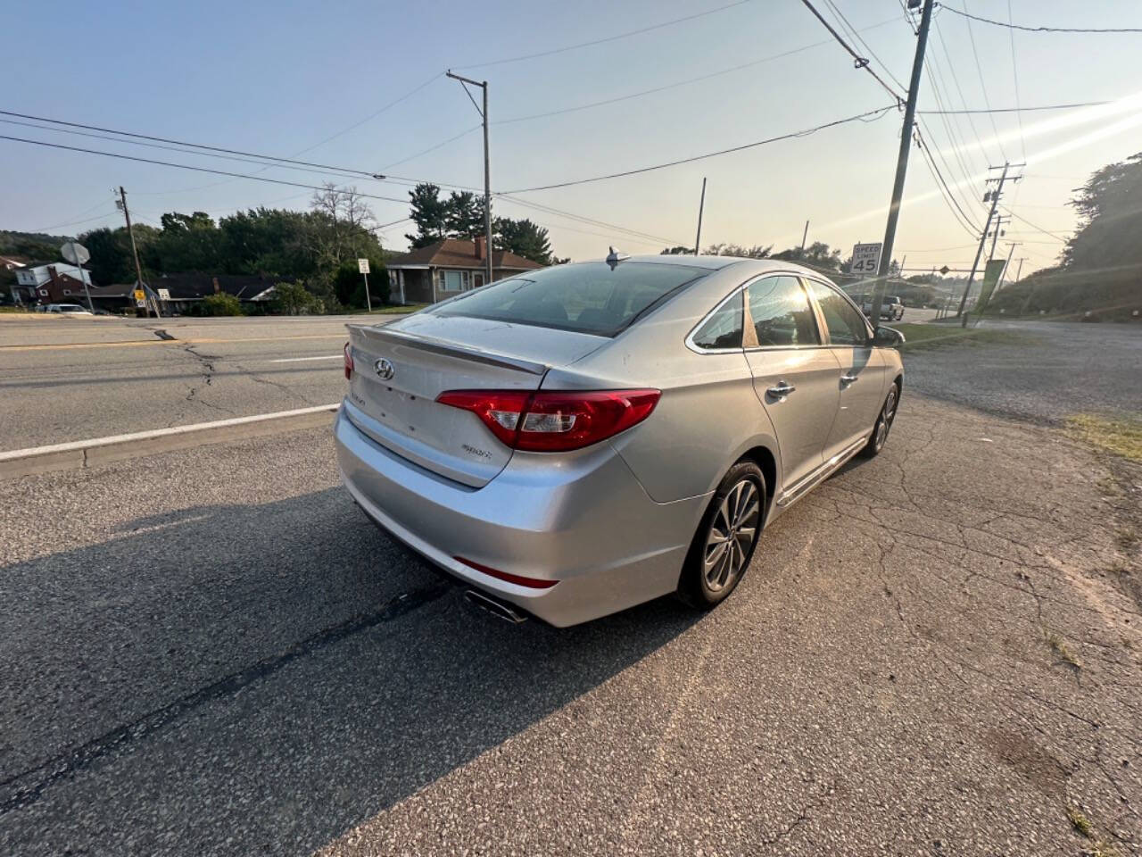 2015 Hyundai SONATA for sale at 2k Auto in Jeannette, PA